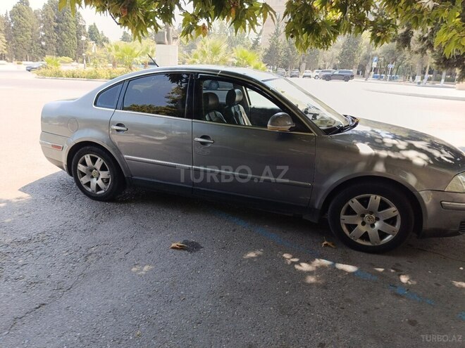 Volkswagen Passat 2004, 513,100 km - 1.8 л - Sumqayıt