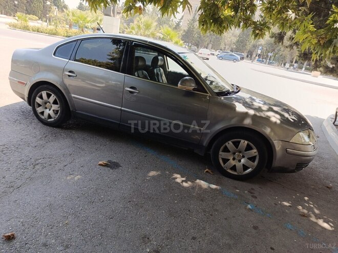 Volkswagen Passat 2004, 513,100 km - 1.8 л - Sumqayıt