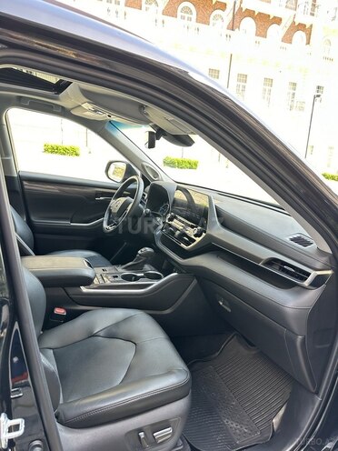 Toyota Highlander 2021, 104,700 km - 2.5 l - Bakı