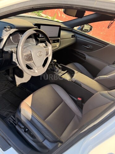 Lexus ES 300h 2024, 29,000 km - 2.5 л - Bakı