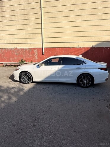 Lexus ES 300h 2024, 29,000 km - 2.5 л - Bakı