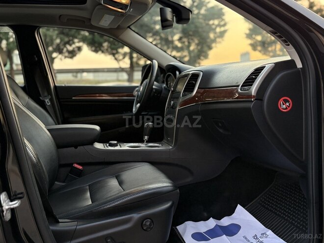 Jeep Grand Cherokee 2012, 179,565 km - 3.6 l - Sumqayıt