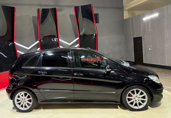 Mercedes B 170 2007, 212,002 km - 1.7 l - Sumqayıt