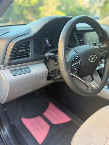 Hyundai Elantra 2019, 108,000 km - 2.0 л - Bakı