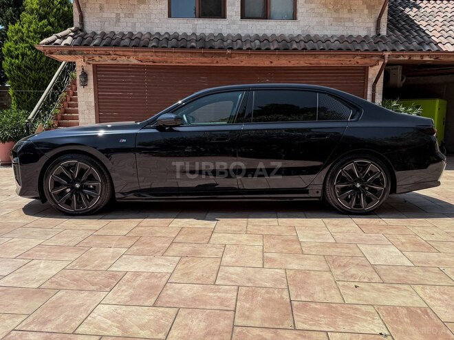 BMW i7 2023, 31,500 km - 0.0 л - Bakı