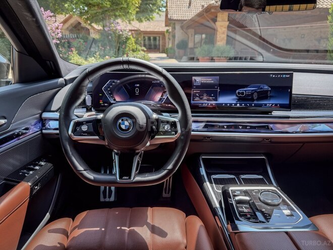 BMW i7 2023, 31,500 km - 0.0 л - Bakı