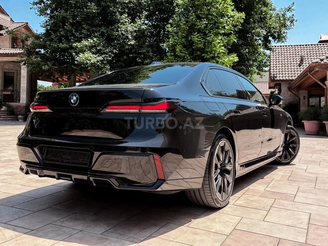 BMW i7 2023, 31,500 km - 0.0 л - Bakı