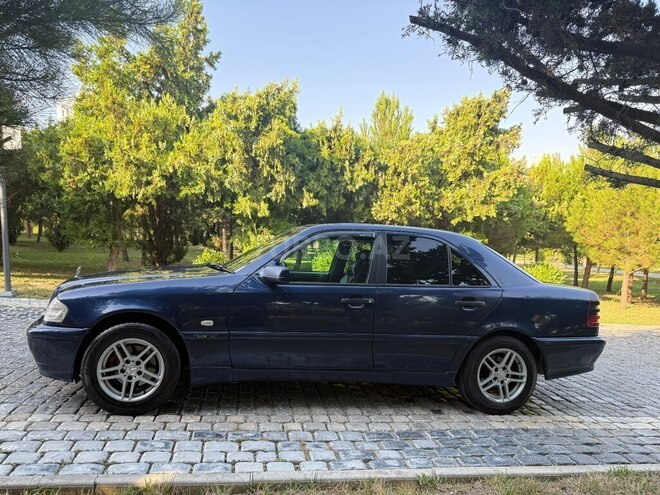 Mercedes C 180 2000, 524,326 km - 1.8 l - Bakı