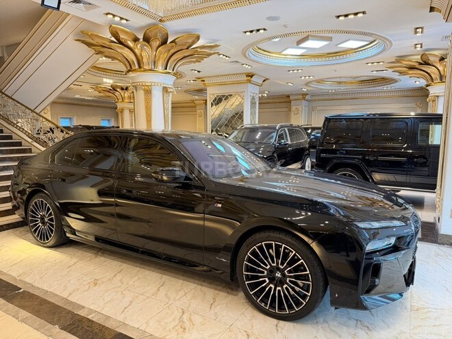 BMW 750e xDrive 2024, 25,000 km - 3.0 л - Bakı