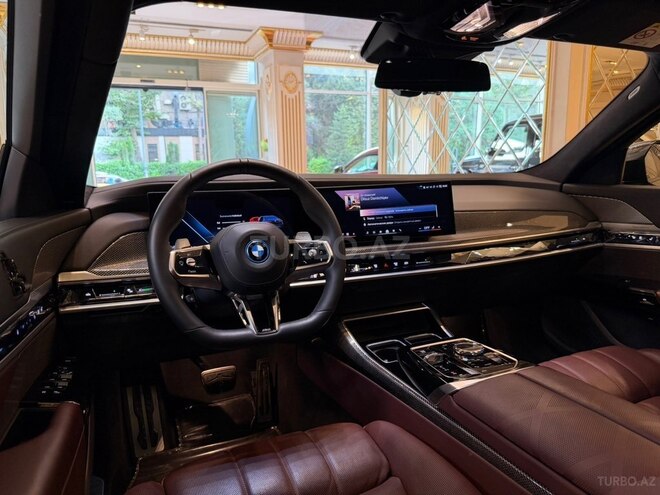 BMW 750e xDrive 2024, 25,000 km - 3.0 л - Bakı
