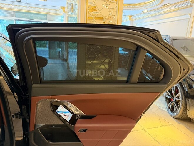 BMW 750e xDrive 2024, 25,000 km - 3.0 л - Bakı