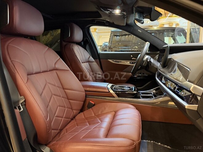 BMW 750e xDrive 2024, 25,000 km - 3.0 л - Bakı