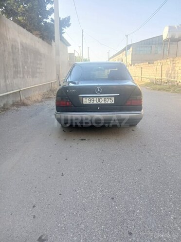 Mercedes 220 E 1995, 487,300 km - 2.2 l - Bakı
