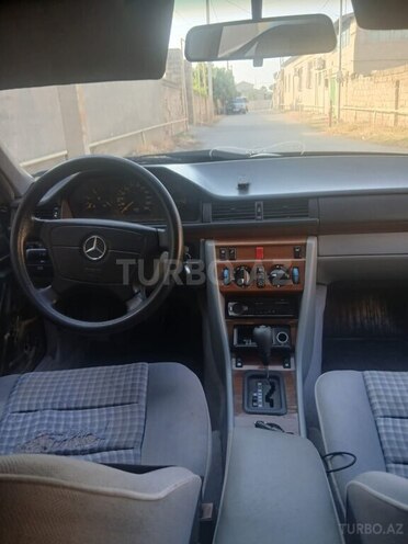 Mercedes 220 E 1995, 487,300 km - 2.2 l - Bakı