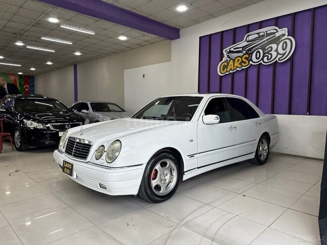 Mercedes E 240 1999, 314,000 km - 2.6 l - Sumqayıt