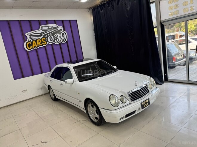 Mercedes E 240 1999, 314,000 km - 2.6 l - Sumqayıt