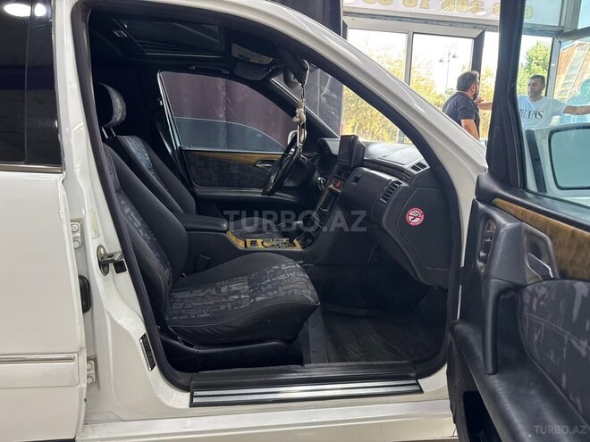 Mercedes E 240 1999, 314,000 km - 2.6 l - Sumqayıt