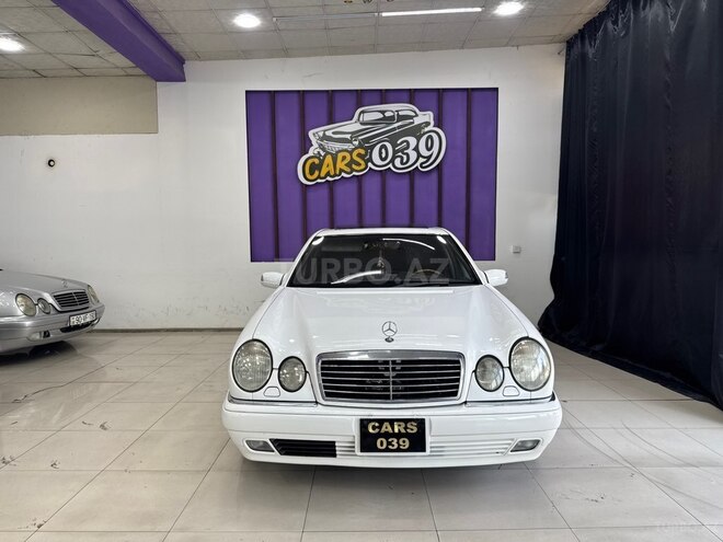 Mercedes E 240 1999, 314,000 km - 2.6 l - Sumqayıt