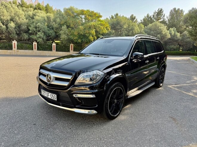 Mercedes GL 500 4MATIC 2015, 80,500 km - 4.7 l - Bakı