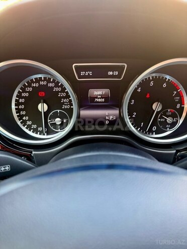 Mercedes GL 500 4MATIC 2015, 80,500 km - 4.7 l - Bakı