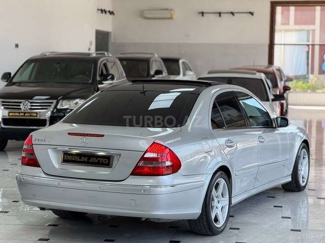 Mercedes E 320 2003, 257,000 km - 3.2 l - Bakı