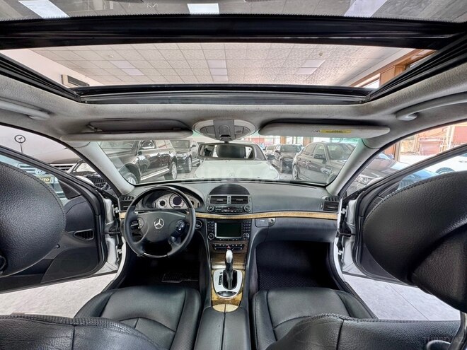 Mercedes E 320 2003, 257,000 km - 3.2 l - Bakı