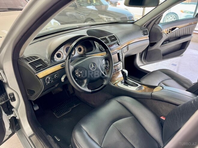 Mercedes E 320 2003, 257,000 km - 3.2 l - Bakı