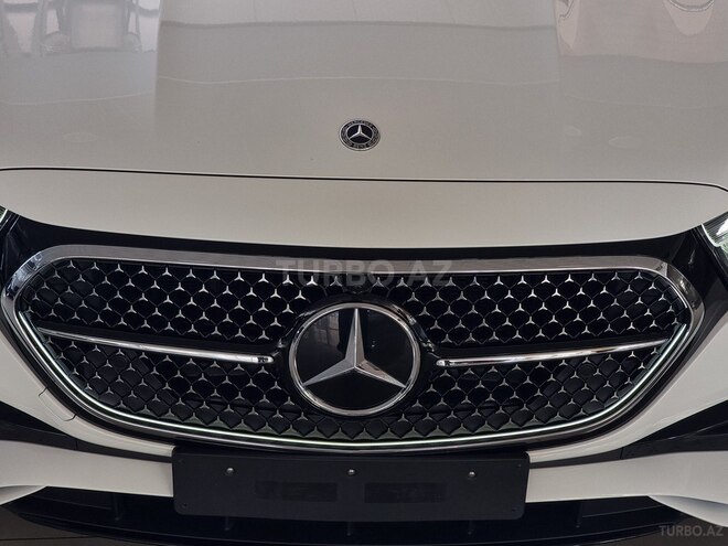 Mercedes E 220 d 2024, 2,700 km - 2.0 л - Bakı