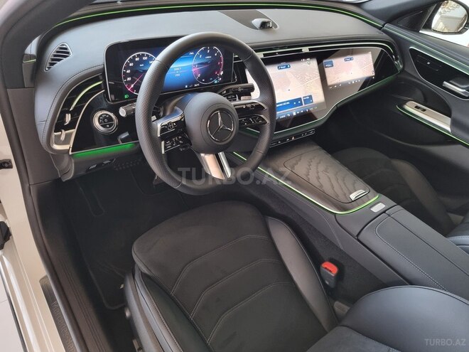 Mercedes E 220 d 2024, 2,700 km - 2.0 л - Bakı