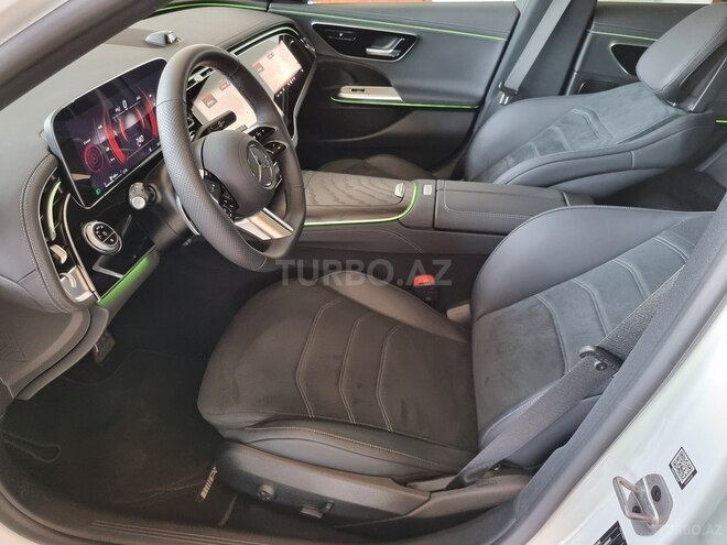 Mercedes E 220 d 2024, 2,700 km - 2.0 л - Bakı