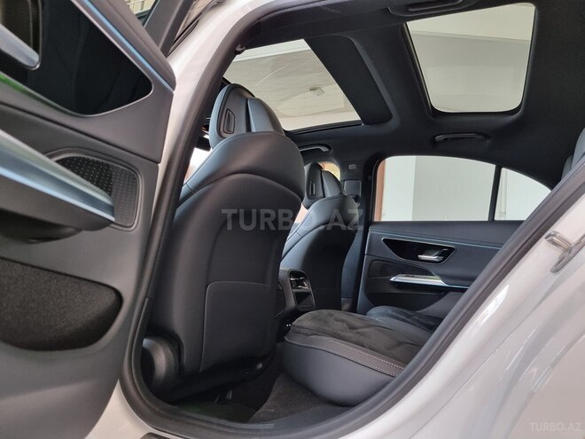 Mercedes E 220 d 2024, 2,700 km - 2.0 л - Bakı