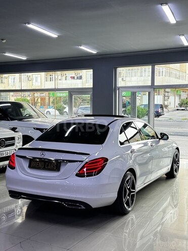 Mercedes C 220 d 2017, 100,972 km - 2.1 l - Bakı