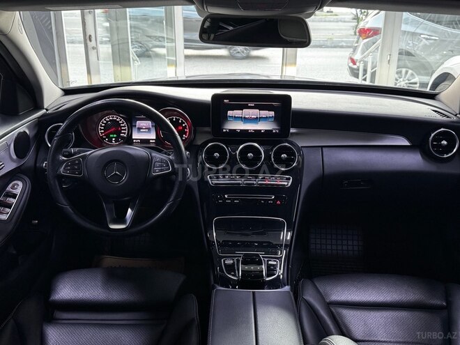 Mercedes C 220 d 2017, 100,972 km - 2.1 l - Bakı