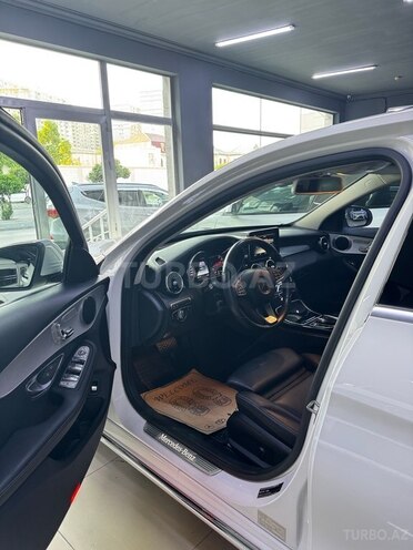Mercedes C 220 d 2017, 100,972 km - 2.1 l - Bakı