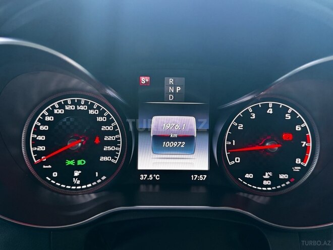 Mercedes C 220 d 2017, 100,972 km - 2.1 l - Bakı