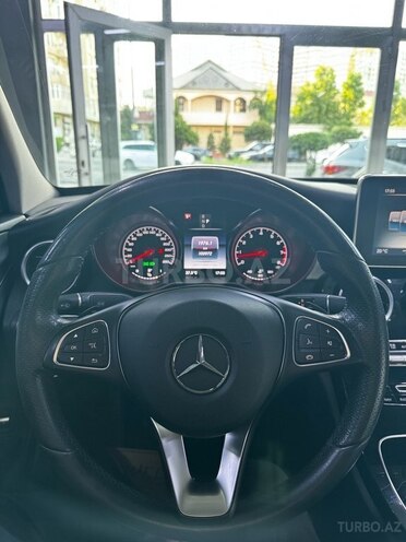 Mercedes C 220 d 2017, 100,972 km - 2.1 l - Bakı