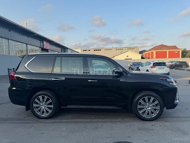 Lexus LX 570 2017, 127,900 km - 5.7 l - Bakı