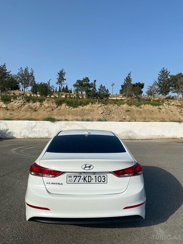Hyundai Elantra 2017, 204,000 km - 2.0 л - Bakı