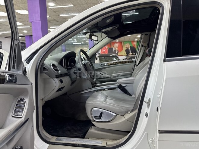 Mercedes GL 450 4MATIC 2006, 269,000 km - 4.7 l - Sumqayıt