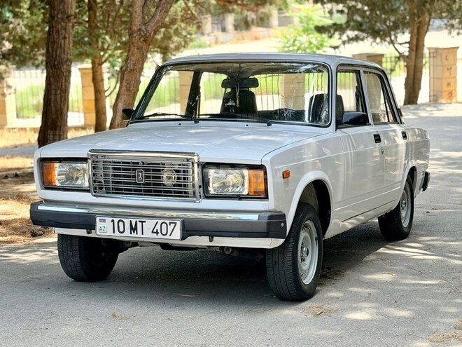 LADA (VAZ) 2107 2004, 180,000 km - 1.6 л - Bakı