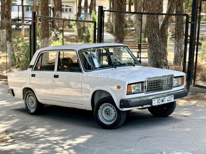 LADA (VAZ) 2107 2004, 180,000 km - 1.6 л - Bakı