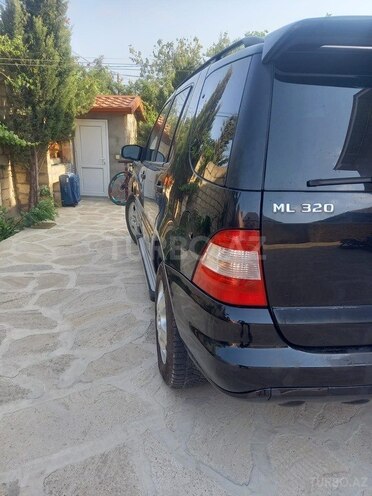 Mercedes ML 320 2002, 320,000 km - 3.2 l - Bakı