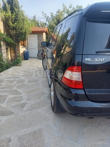 Mercedes ML 320 2002, 320,000 km - 3.2 l - Bakı