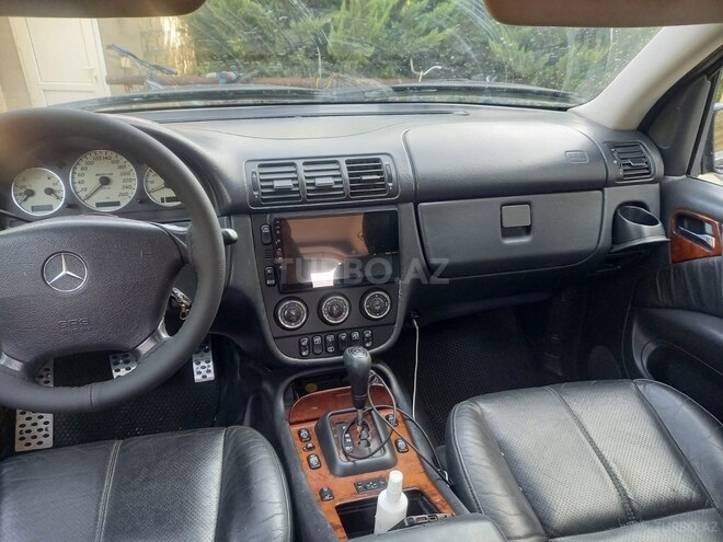 Mercedes ML 320 2002, 320,000 km - 3.2 l - Bakı
