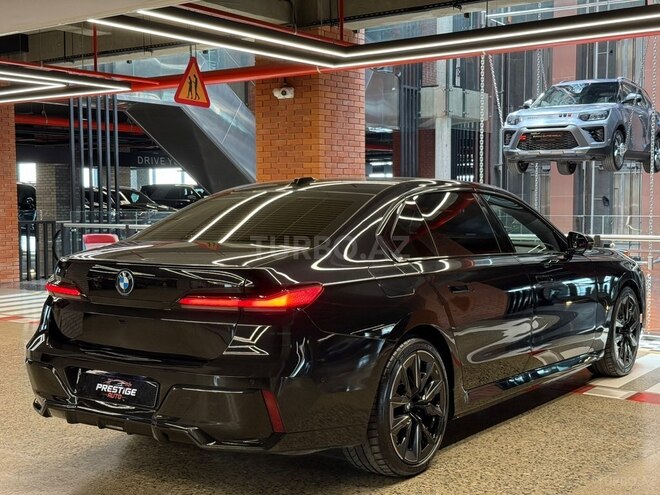 BMW i7 2023, 40,000 km - 0.0 л - Bakı
