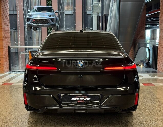 BMW i7 2023, 40,000 km - 0.0 л - Bakı