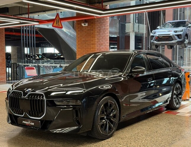 BMW i7 2023, 40,000 km - 0.0 л - Bakı