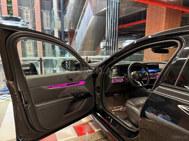 BMW i7 2023, 40,000 km - 0.0 л - Bakı