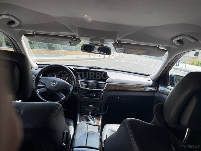 Mercedes E 220 2011, 358,000 km - 2.1 l - Bakı