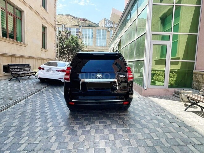 Toyota Land Cruiser Prado 2010, 192,000 km - 2.7 л - Bakı
